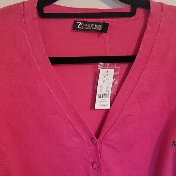 New York and Company Pink Organza Sleeve Blouse Size Medium NWT - Picture 3 of 7
